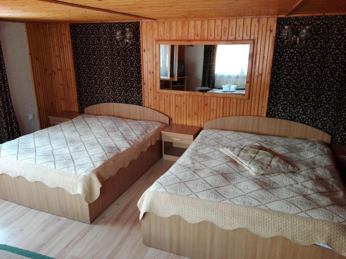 Pensiunea Capra Neagra Busteni Bagian luar foto